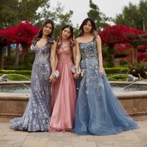 ‼️SELLING PINK DRESS‼️ **middle dress